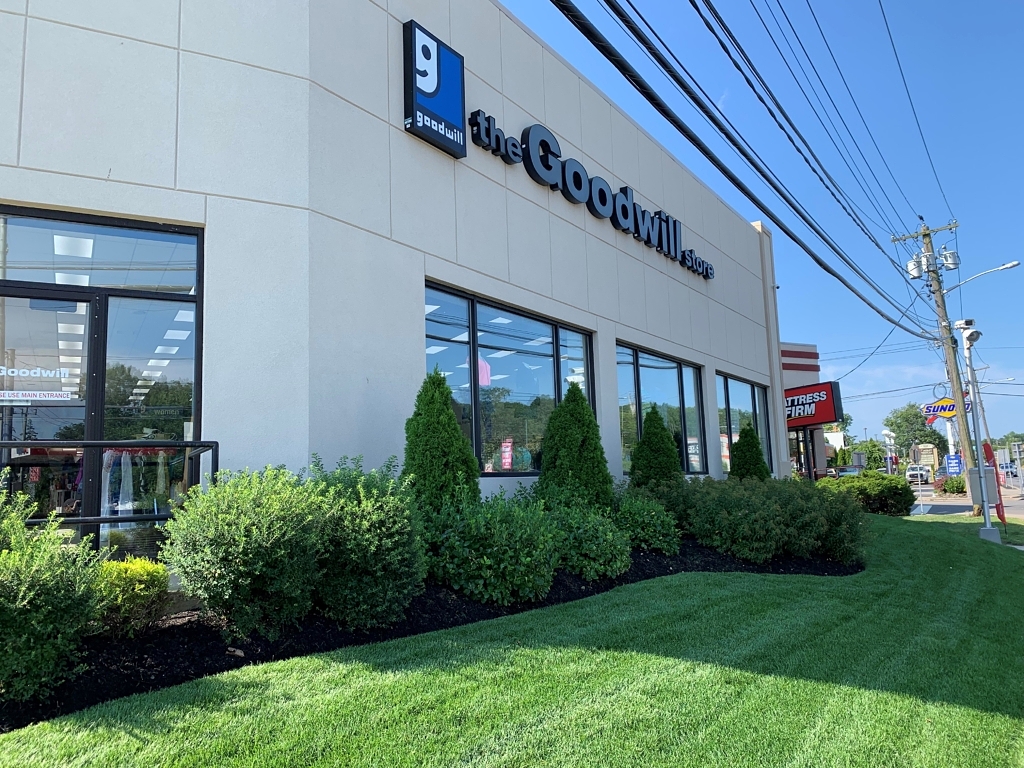 Goodwill Store Nelson + Pope